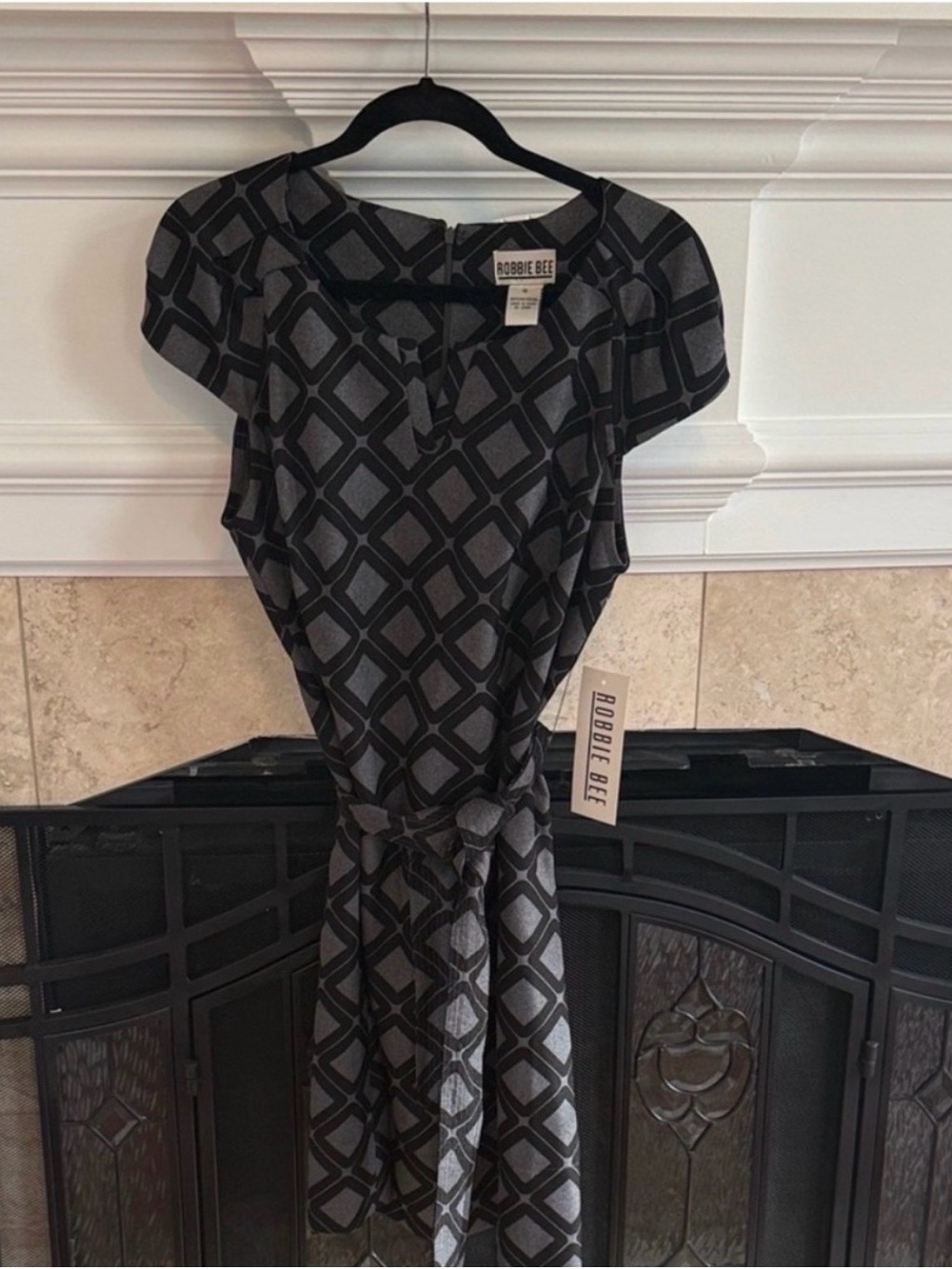 NWT Robbie Bee Gray Black Geometric Belted Career Dress 10
